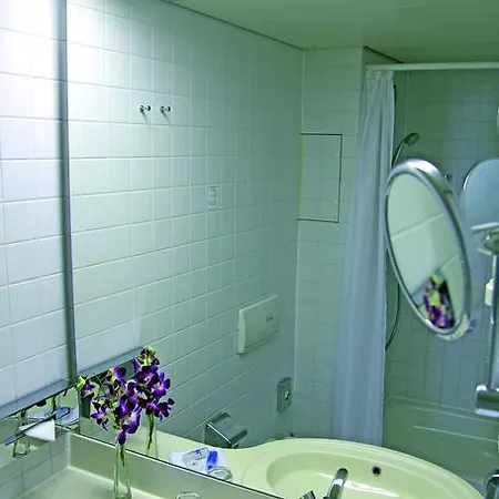 Hotel Maritim Halle 4*